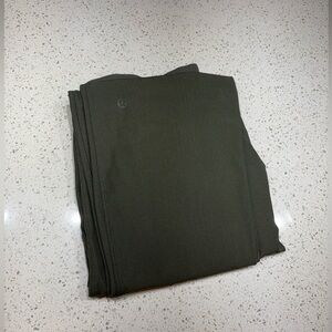 Men’s Lululemon ABC joggers. Army green.